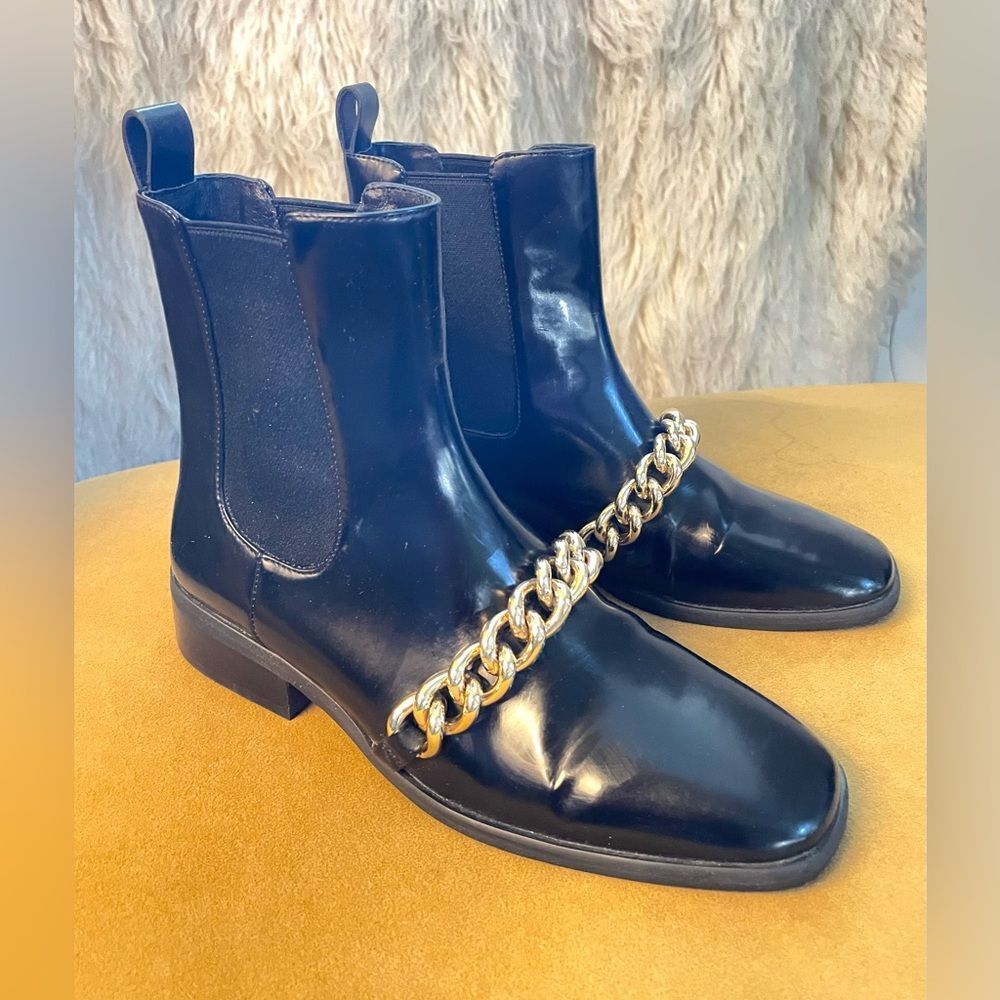 Jeffrey Campbell Emrys black patent chelsea boots w/gold chains 7